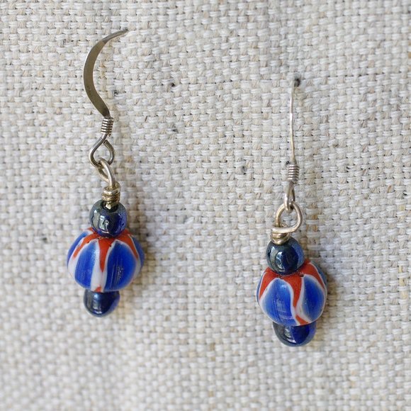 Beaded Dangle Earrings - Picture 3 of 4